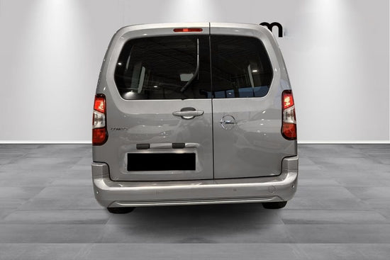 Opel Combo L2H1 Elite 2024 | Gasóleo | Automático | 7.500km