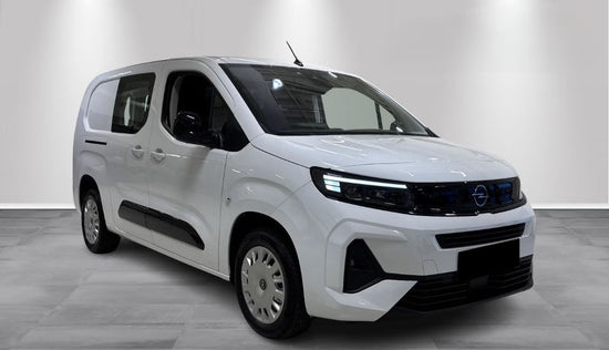 Opel Combo L2H1 Elite 2024 | Gasóleo | Automático | 12.900km