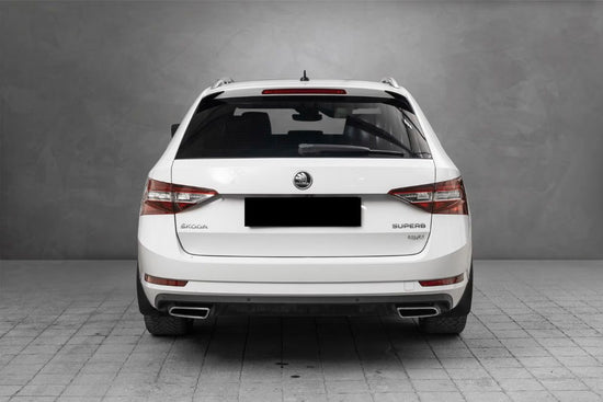 Škoda Superb 2.0 TSI 280cv 4x4 DSG Laurin & Klement 2016 | Sistema de Som CANTON | Atrelado | 162 000 km | 3 900€